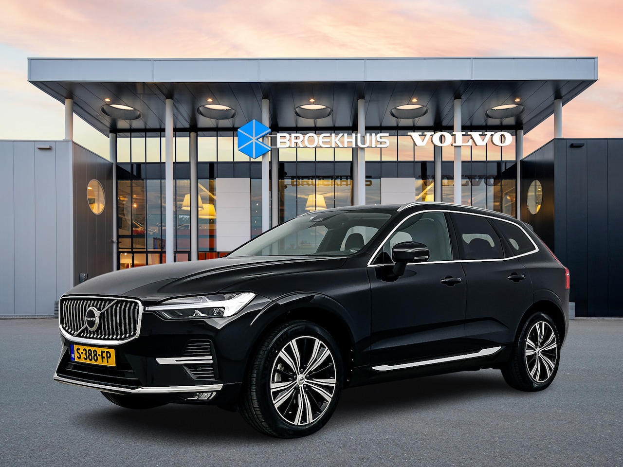 Volvo XC60 - B4 Ultimate Bright | 20" | Trekhaak | Panoramadak | Head-up | Harman Kardon | Elektr. vers - AutoWereld.nl