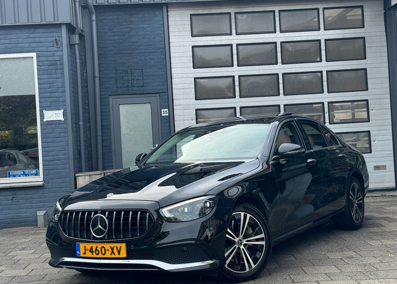 Mercedes-Benz E-klasse - 450 4MATIC Avantgarde | Camera | Pano | Sfeer - AutoWereld.nl