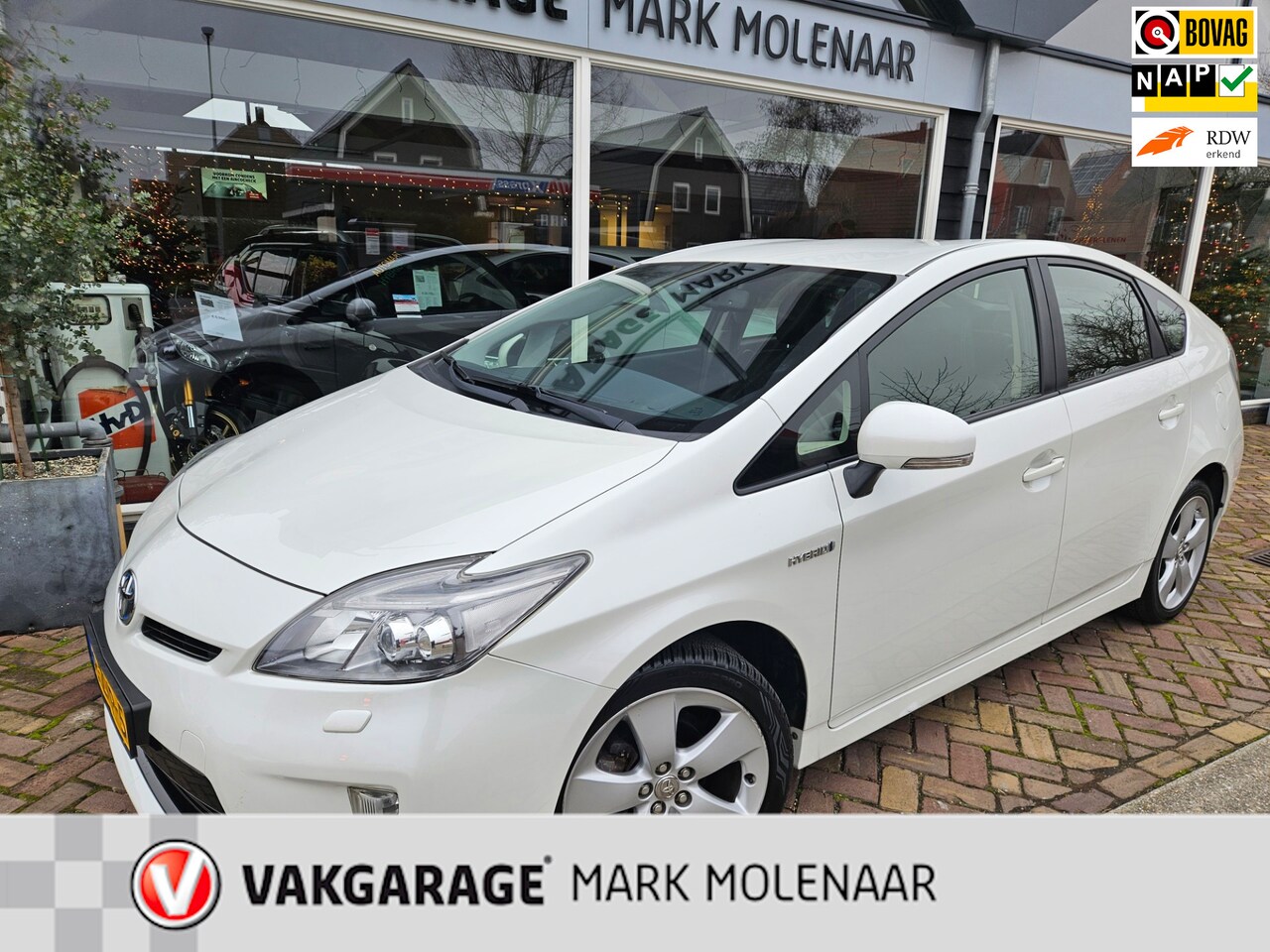 Toyota Prius - 1.8  Dynamic Business 1.8 Dynamic Business,mooie auto - AutoWereld.nl