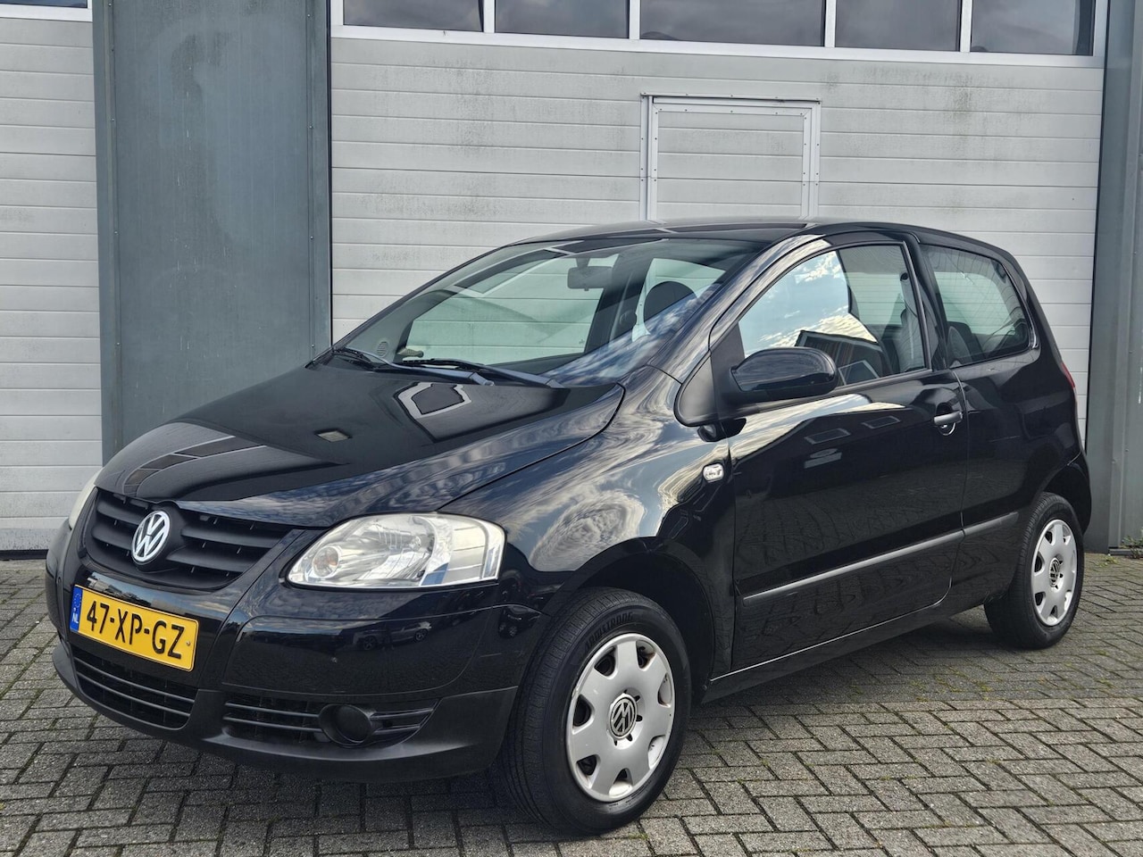 Volkswagen Fox - 1.2 Trendline | Airco | Trekhaak - AutoWereld.nl