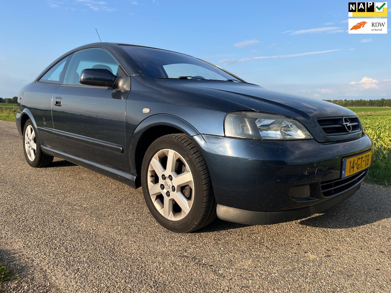 Opel Astra Coupé - 2.2-16V 2.2-16V - AutoWereld.nl