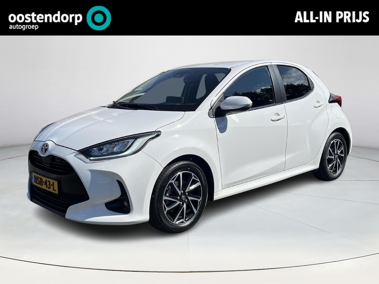 Toyota Yaris - 1.5 Hybrid Dynamic | Carplay | LED koplampen | Keyless entry | Licht metalen velgen | - AutoWereld.nl