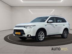 Mitsubishi Outlander - 2.0 PHEV Executive Edition X-Line|Trekhaak|DAB|Navi|Clima|NL AUTO