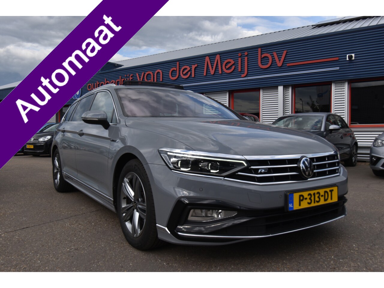 Volkswagen Passat Variant - 1.5 TSI R-Line Business + 1.5 TSI R-Line Business + , VIRTUAL COCKPIT , A UITRIJ CAM , LED KOPL , PANORAMADAK , - AutoWereld.nl