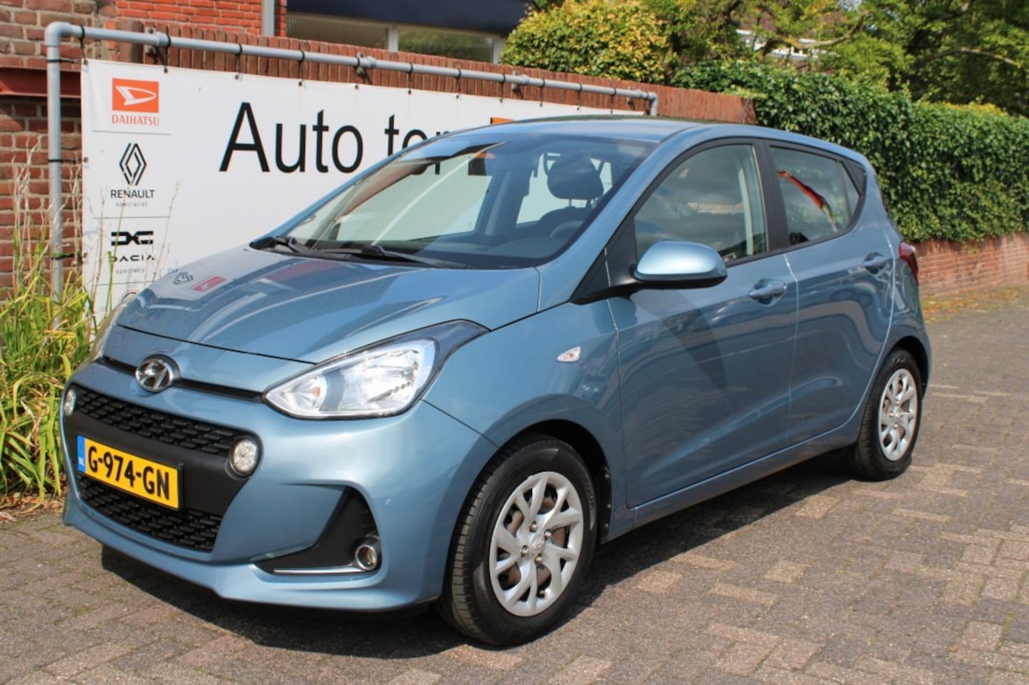 Hyundai i10 - 1.0i 12V Comfort navigatie - AutoWereld.nl