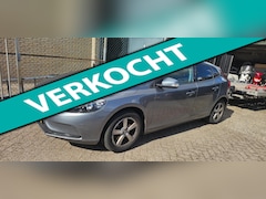 Volvo V40 - 1.6 T3 Kinetic motor defect