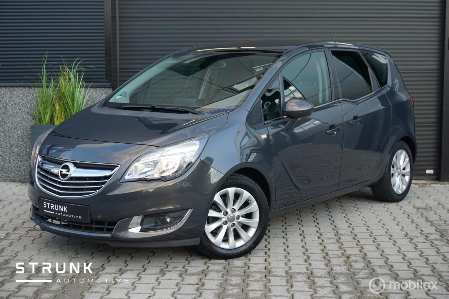 Opel Meriva - 1.4 Turbo Cosmo Navi Cruise Clima PDC LMV - AutoWereld.nl