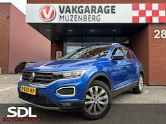 Volkswagen T-Roc - 1.5 TSI Sport Business // FULL LED // APPLE CARPLAY / ANDROID AUTO // ADAPTIV CRUISE // KE