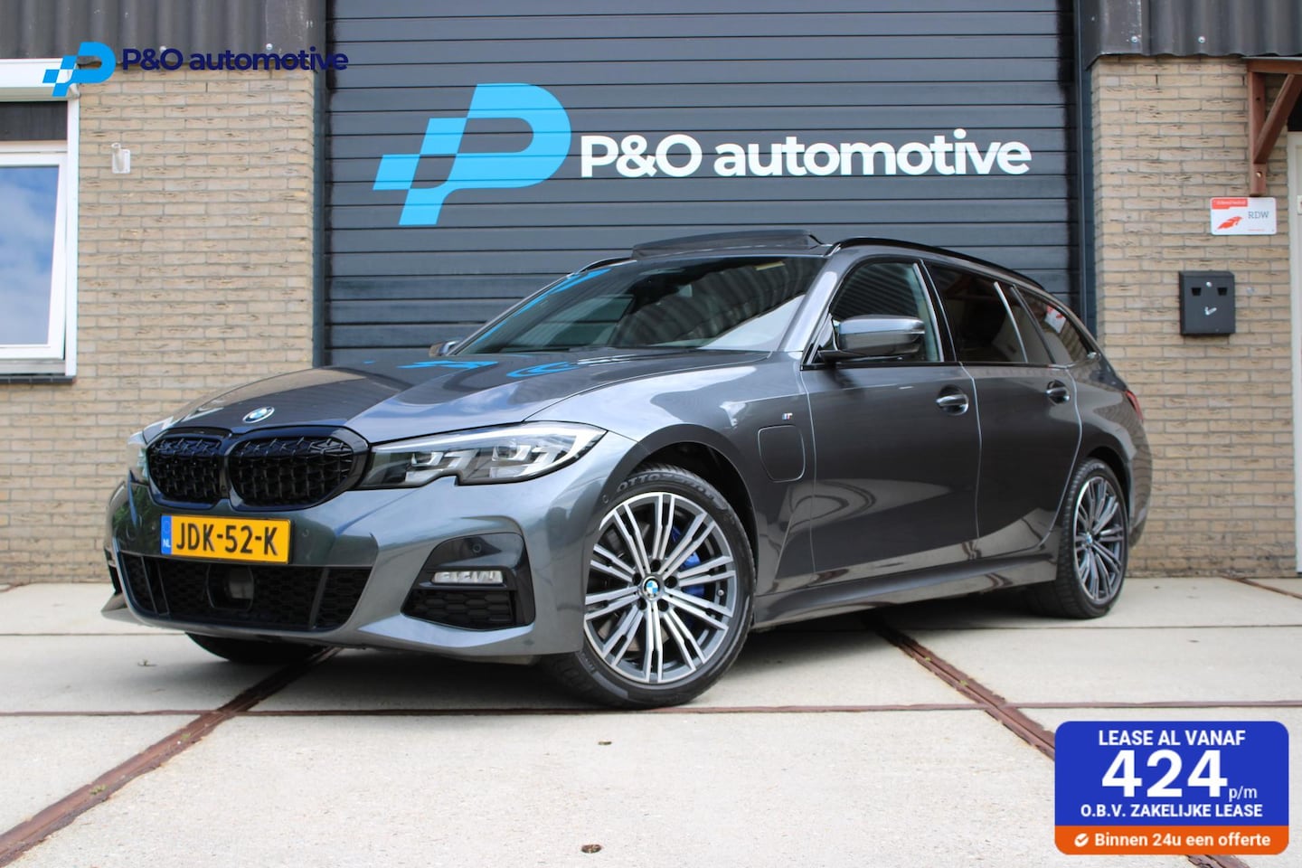 BMW 3-serie Touring - 330e xDrive M Sport / Adaptief onderstel - AutoWereld.nl