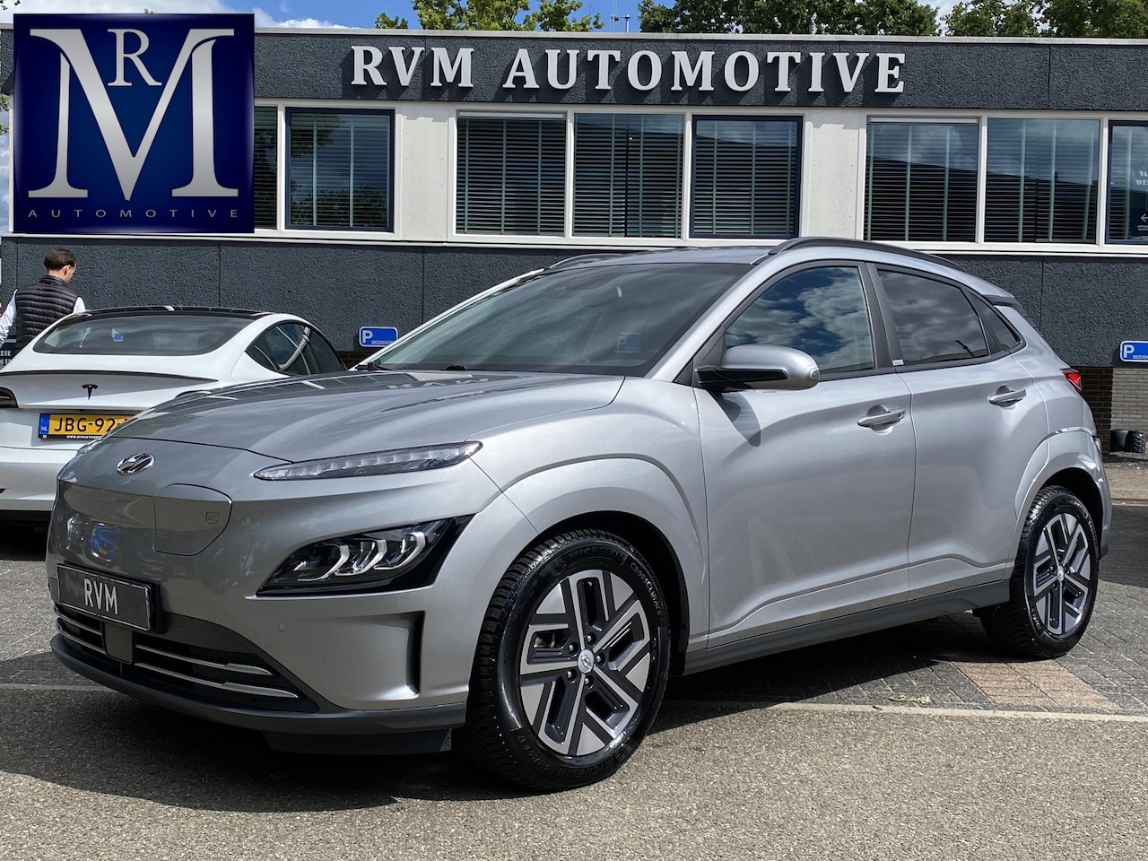 Hyundai Kona - Trend 3 FASE LADEN! 64kwh NAVI by Applecarplay/Android auto | rijklaarprijs incl. 12mnd Bo - AutoWereld.nl