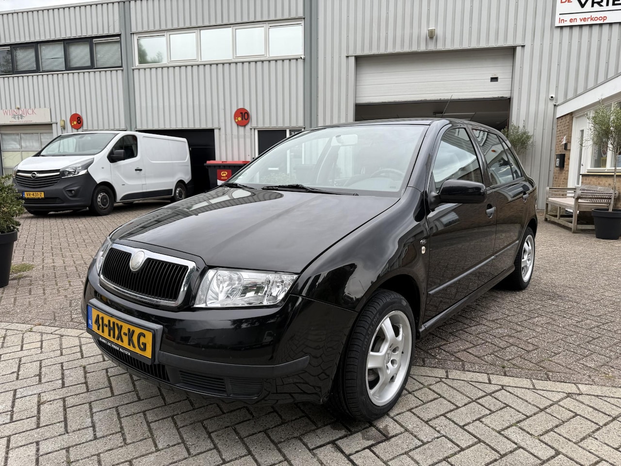 Skoda Fabia - 1.4 Comfort 1.4 Comfort Nieuwe apk - AutoWereld.nl