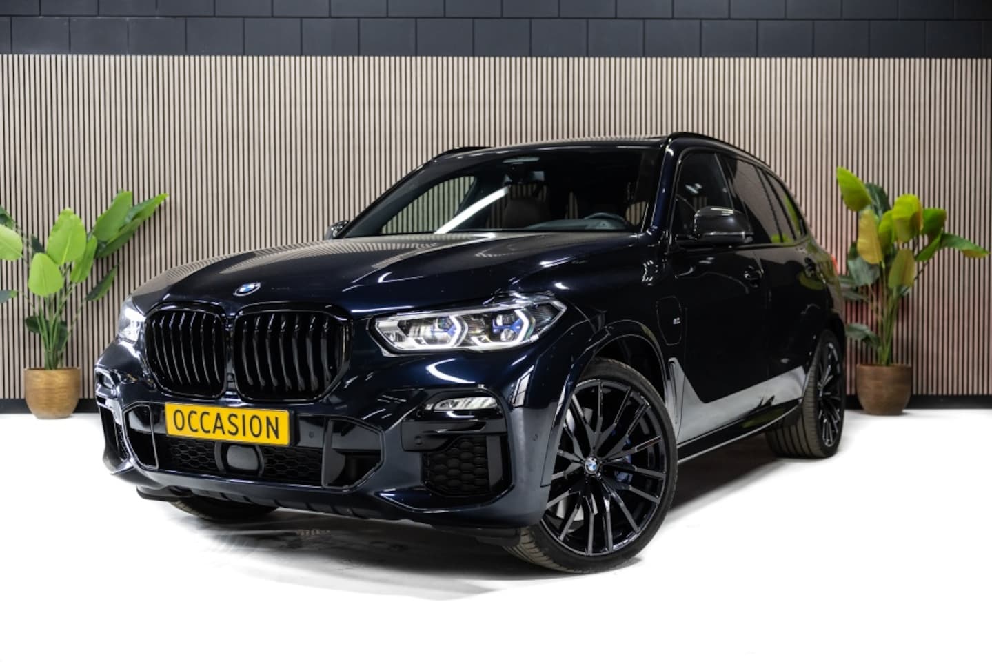 BMW X5 - X5 xDrive45e M Sport | HuD | Softclose | Skylounge | Nappa | - AutoWereld.nl