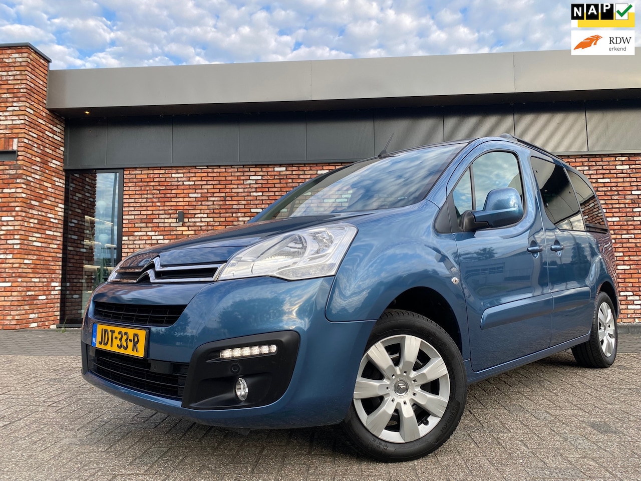 Citroën Berlingo - 1.2 PureTech Cruise Multimedia Panoramadak bj 2018! - AutoWereld.nl