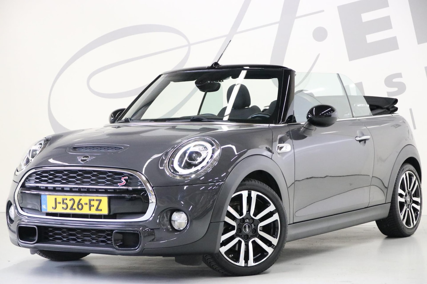 MINI Cabrio - Mini 2.0 Cooper S Night Jack Edition/Apple carplay - AutoWereld.nl