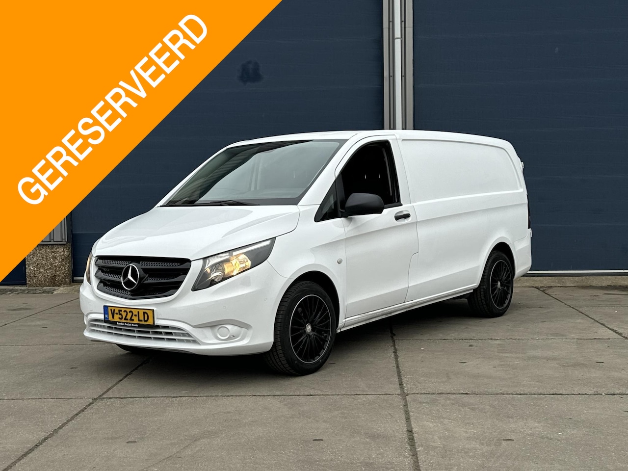 Mercedes-Benz Vito - 114 CDI Lang AIRCO / CRUISE CONTROLE / L2H1 / AUTOMAAT / TREKHAAK - AutoWereld.nl