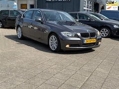 BMW 3-serie - 325i High Executive |AUTOMAAT | LAGE KM