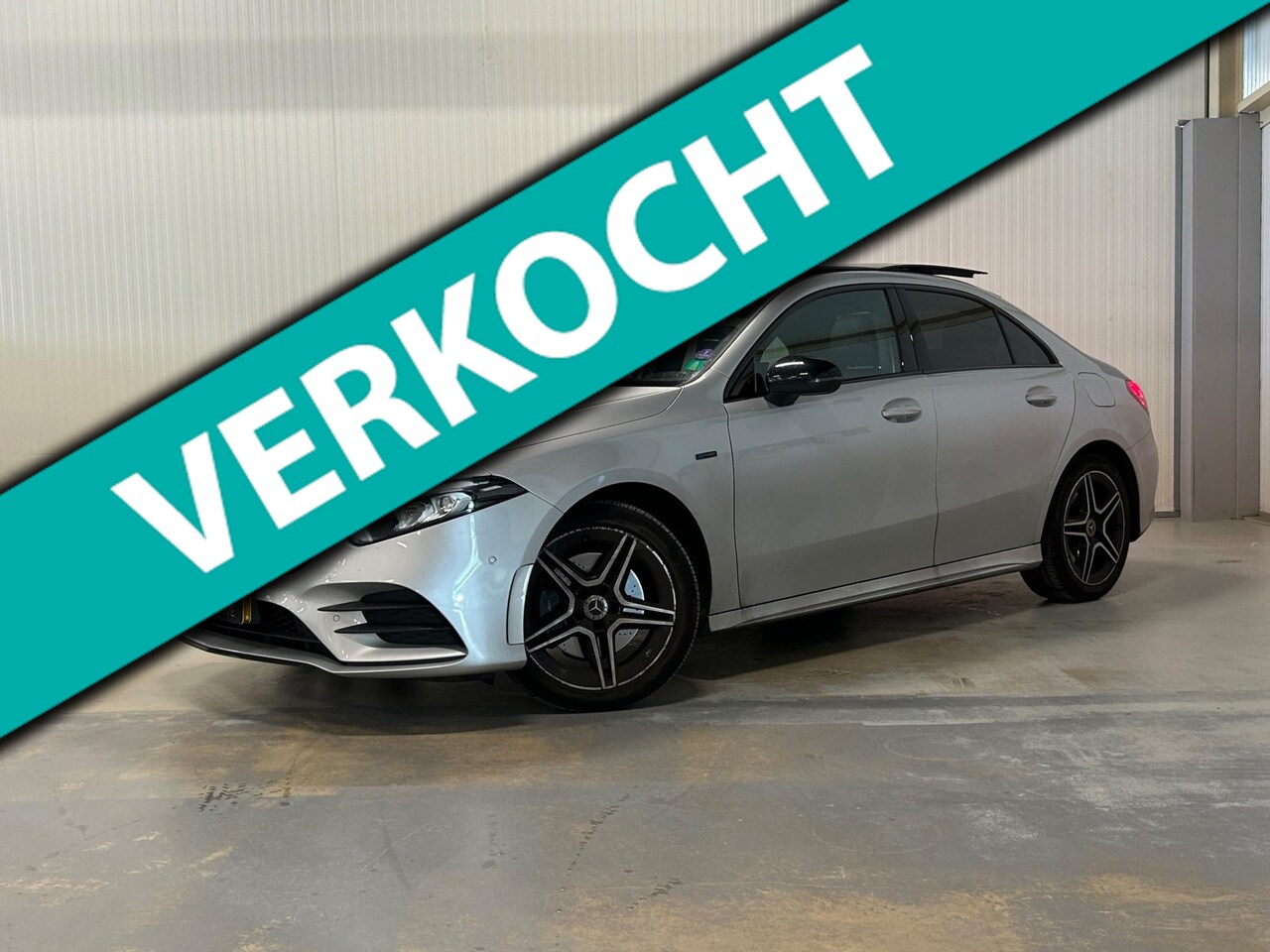 Mercedes-Benz A-klasse - 250 e Business Solution AMG Limited | PANO | NIGHT | CAMERA | AMBIANCE - AutoWereld.nl