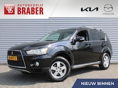 Mitsubishi Outlander - 2.0 Edition One | Trekhaak | Clima | Apple Carplay/Android Auto | 16" LM | Xenon | Cruise