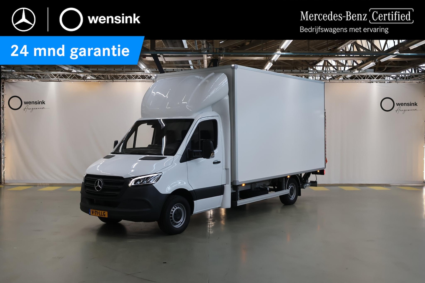 Mercedes-Benz Sprinter - 317 CDI | AUT. | BAKWAGEN MET DHOLLANDIA LAADKLEP | GROOT NAVIGATIE | AIRCO | 3-ZITS | DAK - AutoWereld.nl