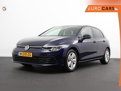 Volkswagen Golf - 1.5 eTSI 150pk DSG Life | Navigatie | Climate Control | Camera | Parkeer sensoren | DAB |