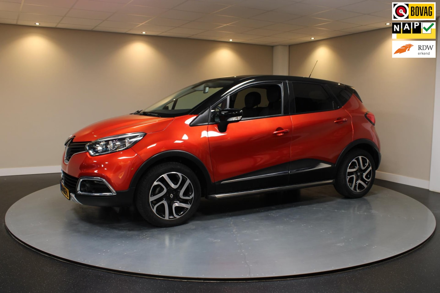 Renault Captur - 1.2 TCe Xmod *Automaat* Nwe Distr.Ketting! Trekhaak|Stoelverw. - AutoWereld.nl