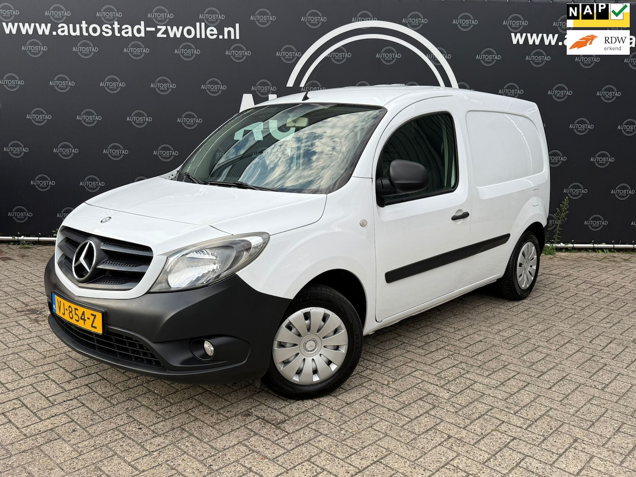 Mercedes-Benz Citan - 108 CDI Airco/cruise/Apk/Nap/Trekhaak - AutoWereld.nl