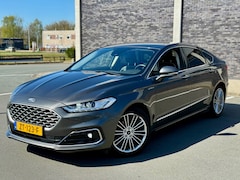 Ford Mondeo - 2.0 EcoBlue Titanium VIGNALE UITVOERING // UNIEKE AUTO // KEYLESS // LMV // PDC // CAMERA