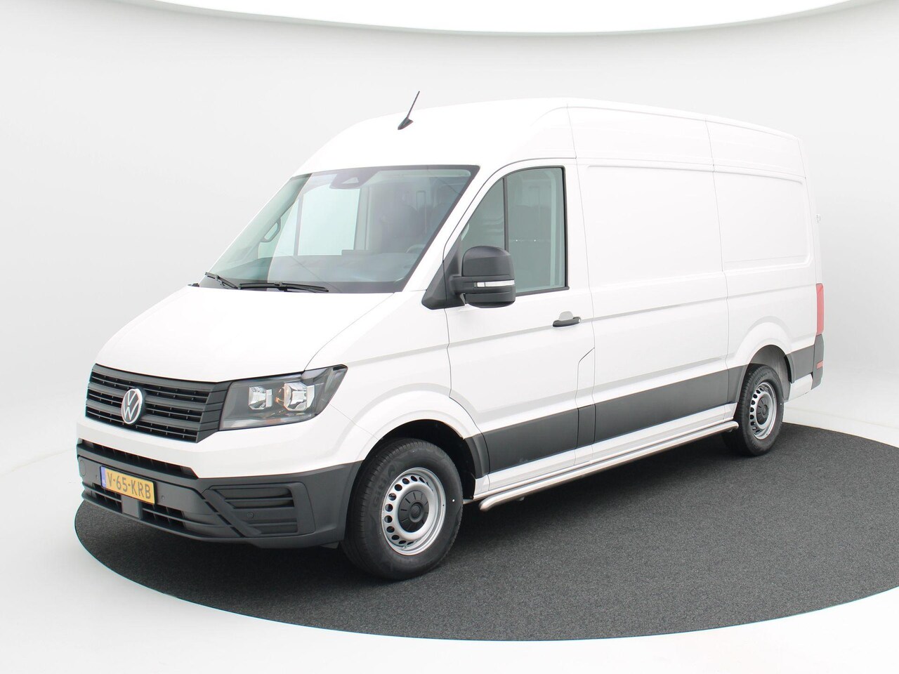 Volkswagen Crafter - 35 2.0 TDI L3H3 Trendline | 140PK | Laadruimte Betimmering | Side Bars | Lichtmetaal 17" | - AutoWereld.nl