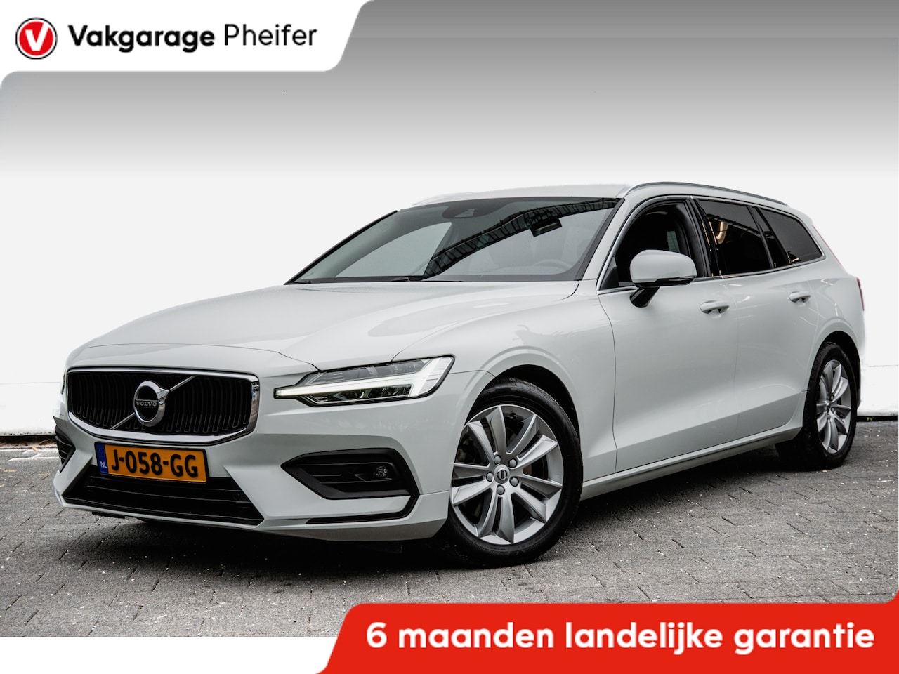 Volvo V60 - 2.0 B3 164pk Aut. Business Pro Contourstoelen/ Stuur-stoelverwarming/ Camera/ Navigatie/ C - AutoWereld.nl