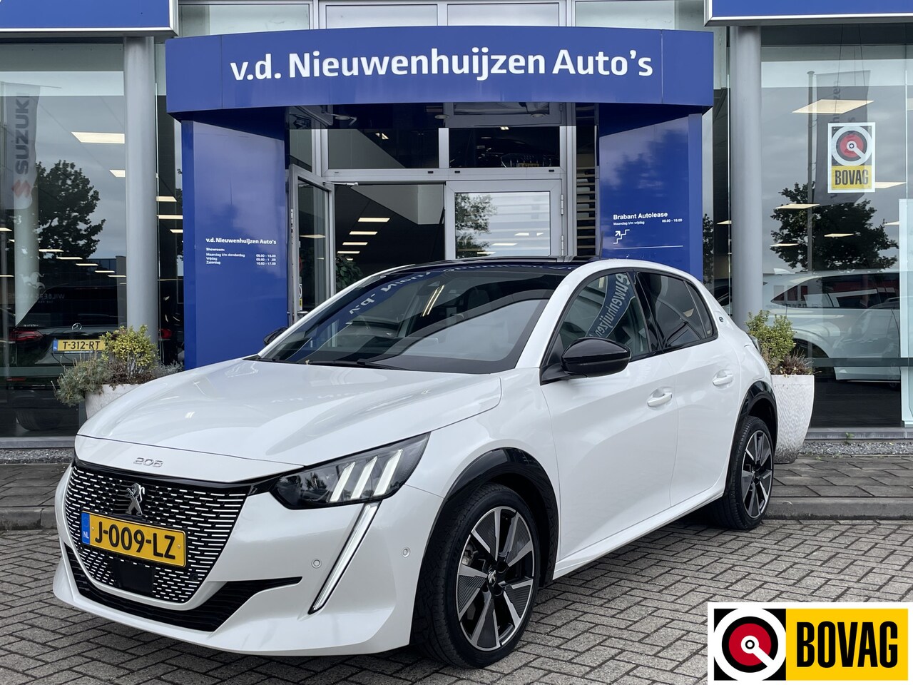 Peugeot e-208 - EV GT 350 50 kWh | Stoelverwarming | Achteruitrijcamera | Apple carplay | €2000 inruilprem - AutoWereld.nl