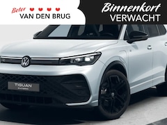 Volkswagen Tiguan - R-Line Edition 1.5 eHybrid 204 PK | Trekhaak | Black Style | Stuur & Stoelverwarming |