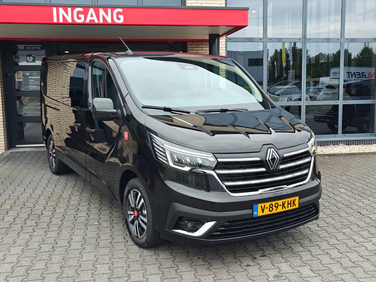 Renault Trafic - 2.0 Blue dC1 150 T29 L2H1 Advance DC 2.0 Blue dC1 150 T29 L2H1 Advance DC Red Edition - AutoWereld.nl