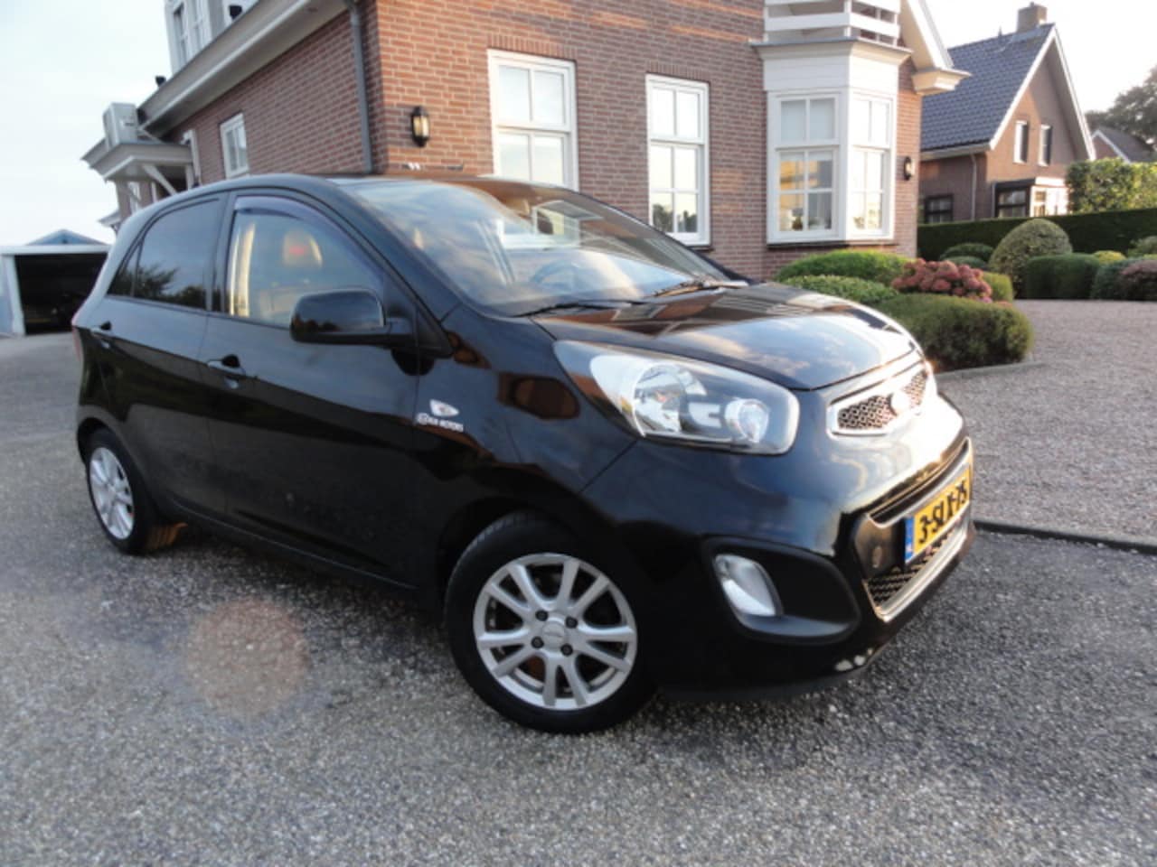 Kia Picanto - 1.0 CVVT ISG SPORT AIRCO CARPLAY !! - AutoWereld.nl