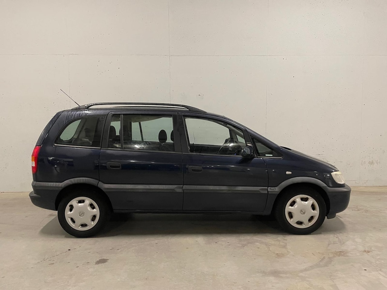 Opel Zafira - 1.6-16V Comfort Airco 7zits Nieuwe APK - AutoWereld.nl