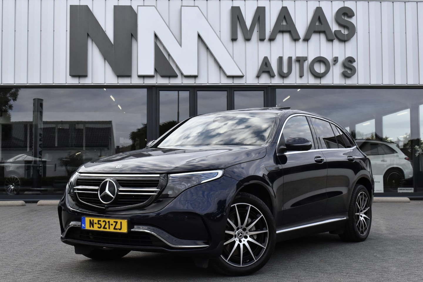 Mercedes-Benz EQC - 400 4MATIC AMG Premium Plus 80 kWh INCL BTW - AutoWereld.nl