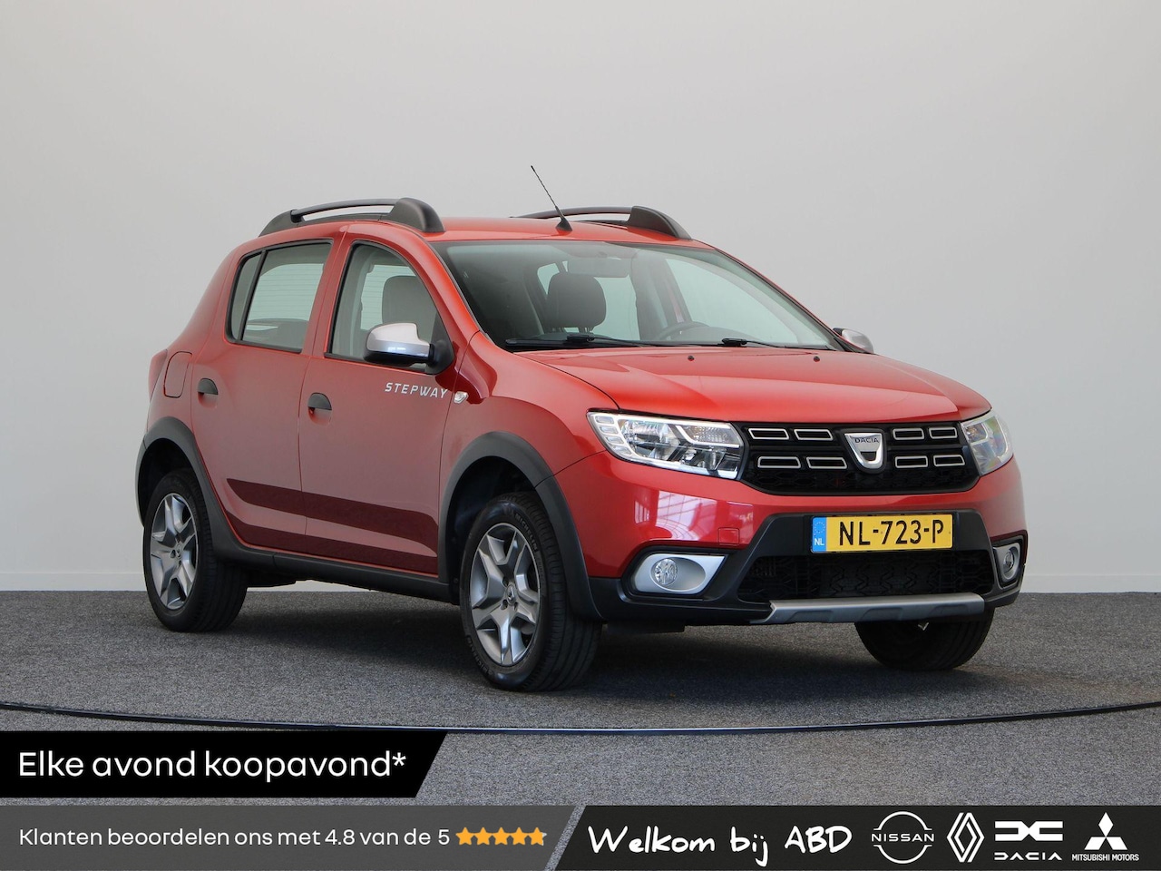 Dacia Sandero Stepway - TCe 90pk Bi-Fuel Serie Limiteé Stepway | Trekhaak | Parkeersensoren | Navi | Airco | Cruis - AutoWereld.nl