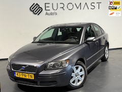 Volvo S40 - 1.8 Kinetic Airco Cruise Nap Nieuwe Apk