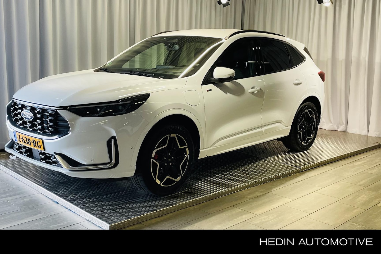 Ford Kuga - 2.5 PHEV ST-Line X Trekhaak | 19" - AutoWereld.nl