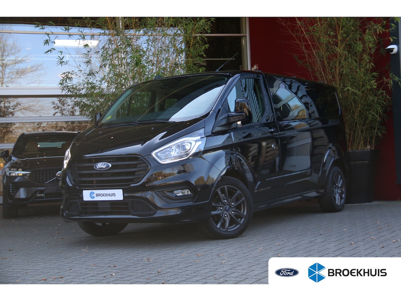 Ford Transit Custom - 290 2.0 TDCI 185PK L2H1 Sport dubbel cabine | Trekhaak | Camera | Imperiaal - AutoWereld.nl