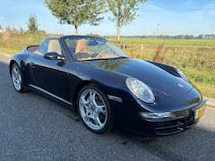 Porsche 911 Cabrio - 3.6 Carrera 4