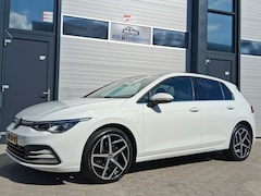 Volkswagen Golf - 1.4 eHybrid Style 204 PK Hybride 60KM Range