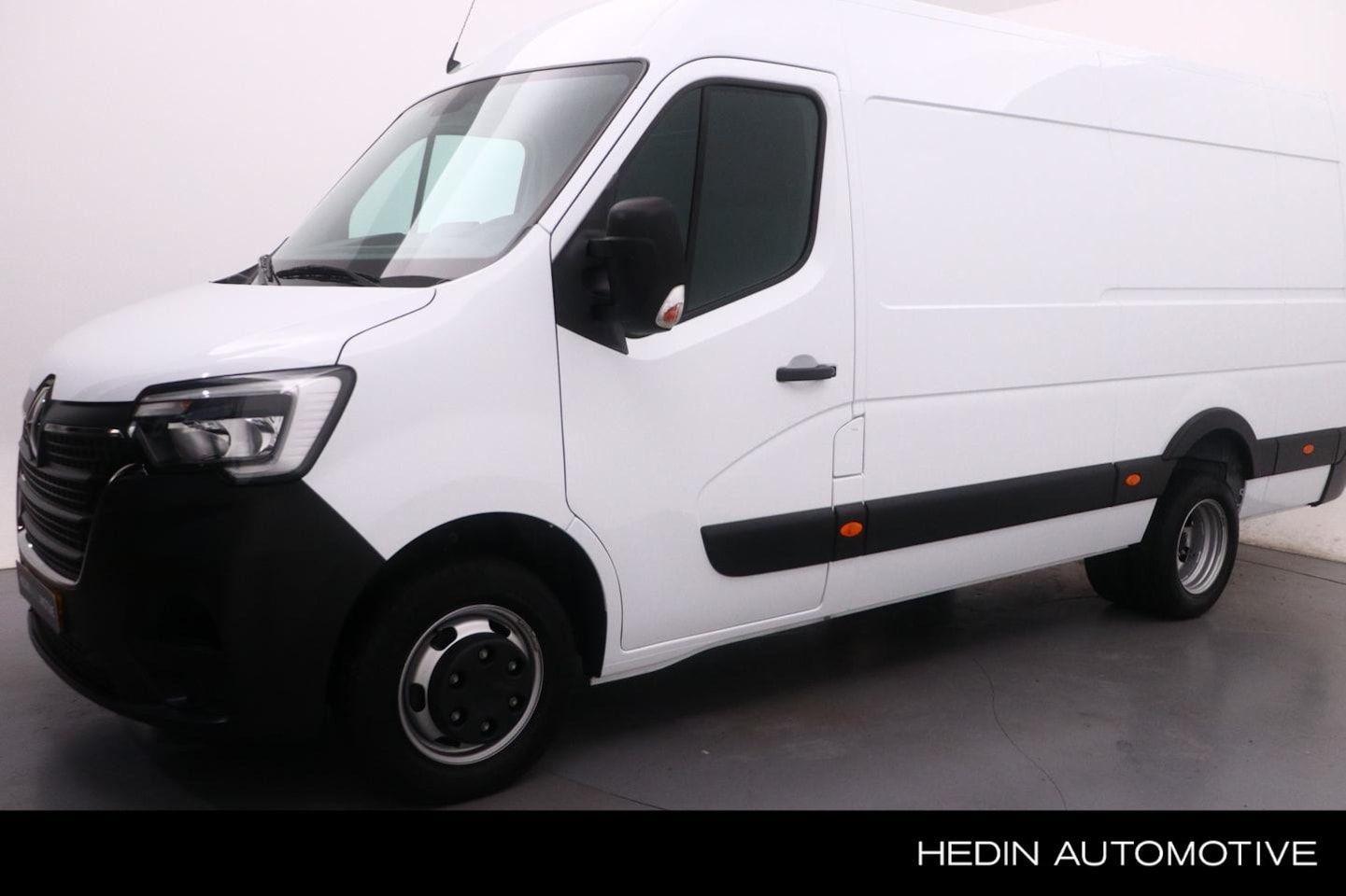 Renault Master - T35 2.3 dCi 130 L3H2 DL Comfort T35 2.3 dCi 130 L3H2 DL Comfort - AutoWereld.nl