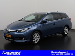 Toyota Auris Touring Sports - 1.8 Hybrid Dynamic | Camera | Navigatie | Zondag Open