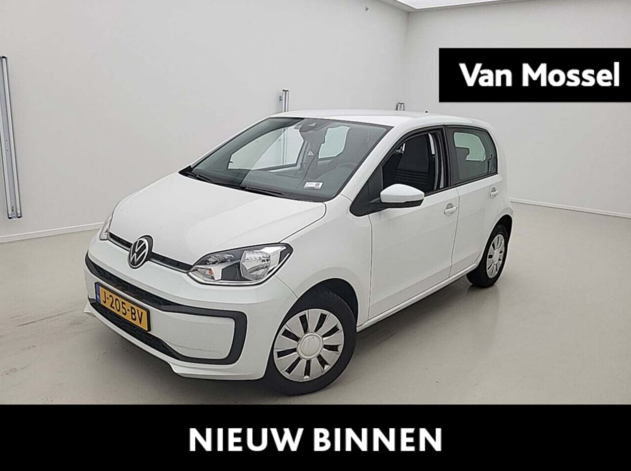 Volkswagen Up! - 1.0 BMT take up! | Bluetooth | Airco | DAB Radio | Lane Assist - AutoWereld.nl