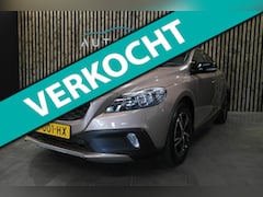 Volvo V40 Cross Country - 1.6 T4 Summum 180pk