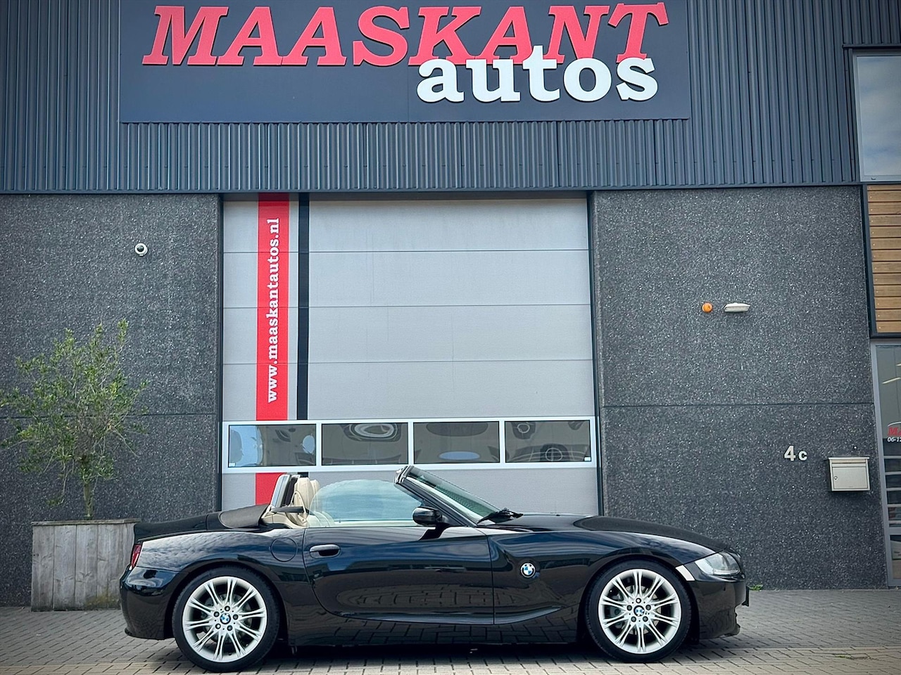 BMW Z4 Roadster - 2.5 Si / Aut / Lci / Sportseats / Cruise / Sport suspension / BMW SERVICED! - AutoWereld.nl