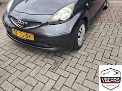 Toyota Aygo - 1.0-12V +