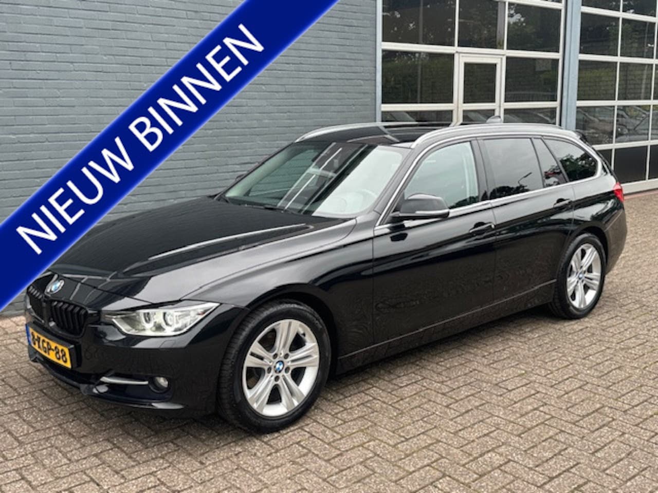 BMW 3-serie Touring - 320i Executive / Elektr. Trekhaak / Sport pakket - AutoWereld.nl