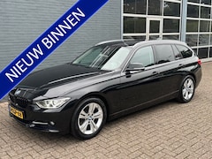 BMW 3-serie Touring - 320i Executive / Elektr. Trekhaak / Sport pakket