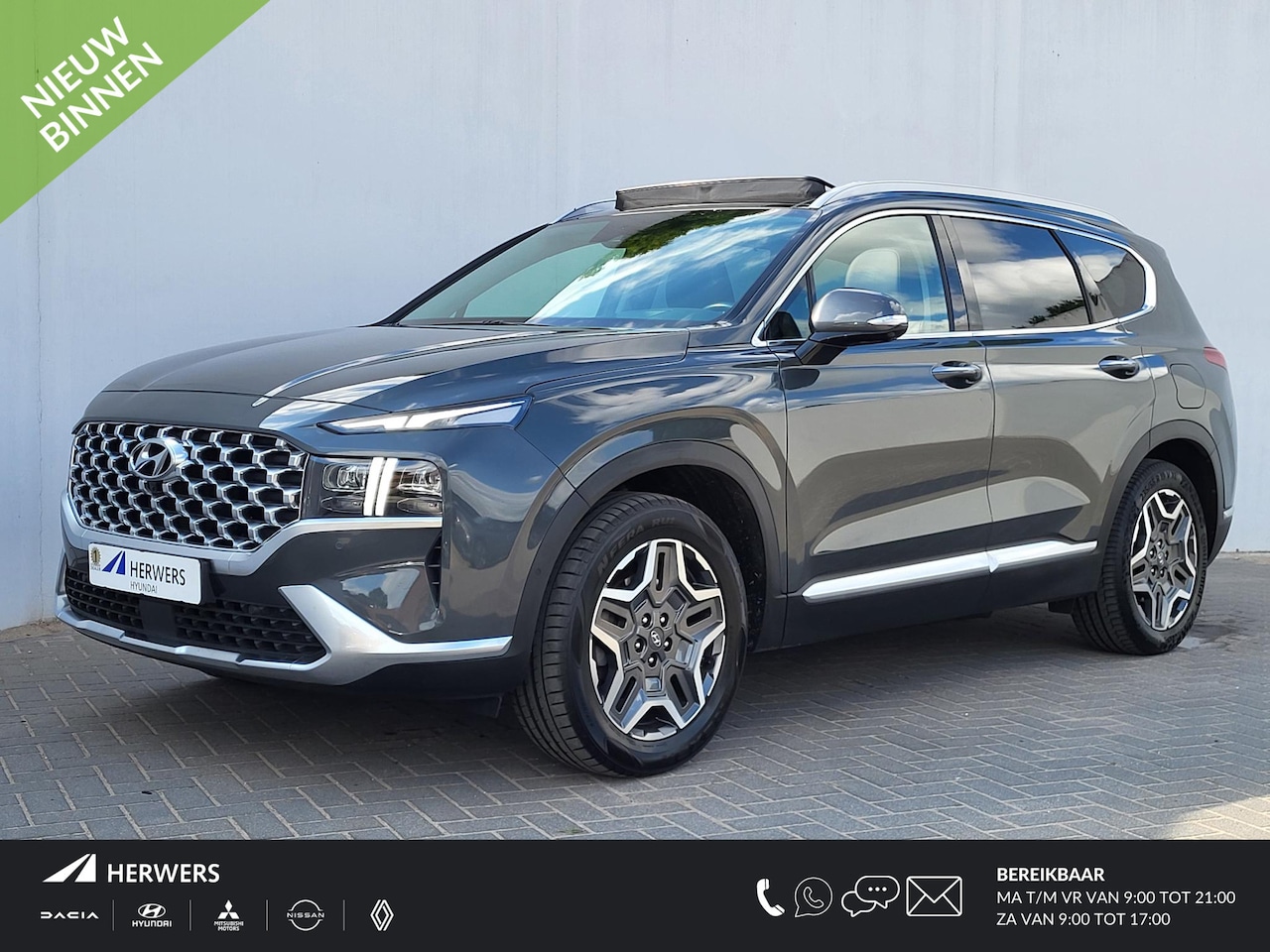 Hyundai Santa Fe - 1.6 T-GDI PHEV Premium Sky Automaat / Dealer onderhouden / Afn. trekhaak 1.350 kg / Panora - AutoWereld.nl